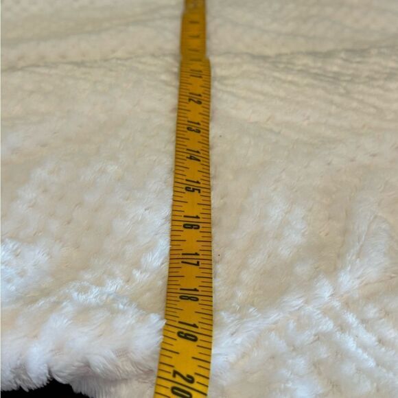 Suimo Women’s Cozy Belted White Wrap Robe NWT Size Medium - Picture 10 of 10